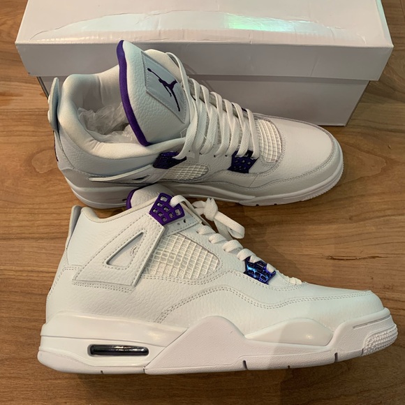 jordan 4s metalic purple - Picture 2 of 4